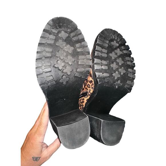 Torrid lace-up chunky hiker bootie cheatah heel boot zipper tie lace Sz 10WW - Picture 10 of 11
